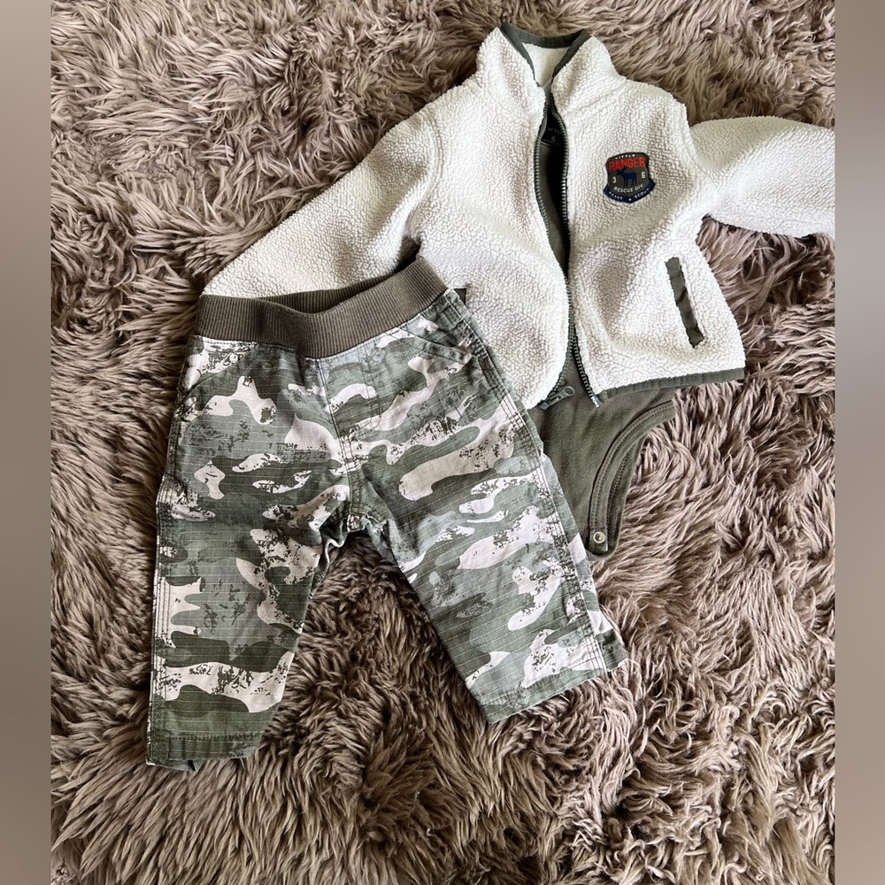 6 month outfit
